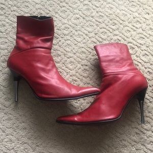 Vero Cudio red stiletto boots